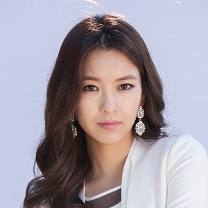 윤세인 장라희