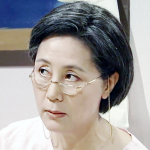 정재순 혜주, 혜영의 이모