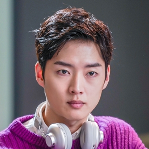 강영석 민우식