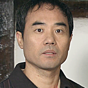 강신일 강우남