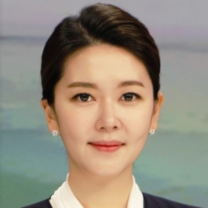  이윤아