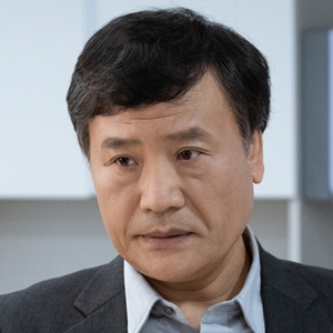 최홍일 이미지