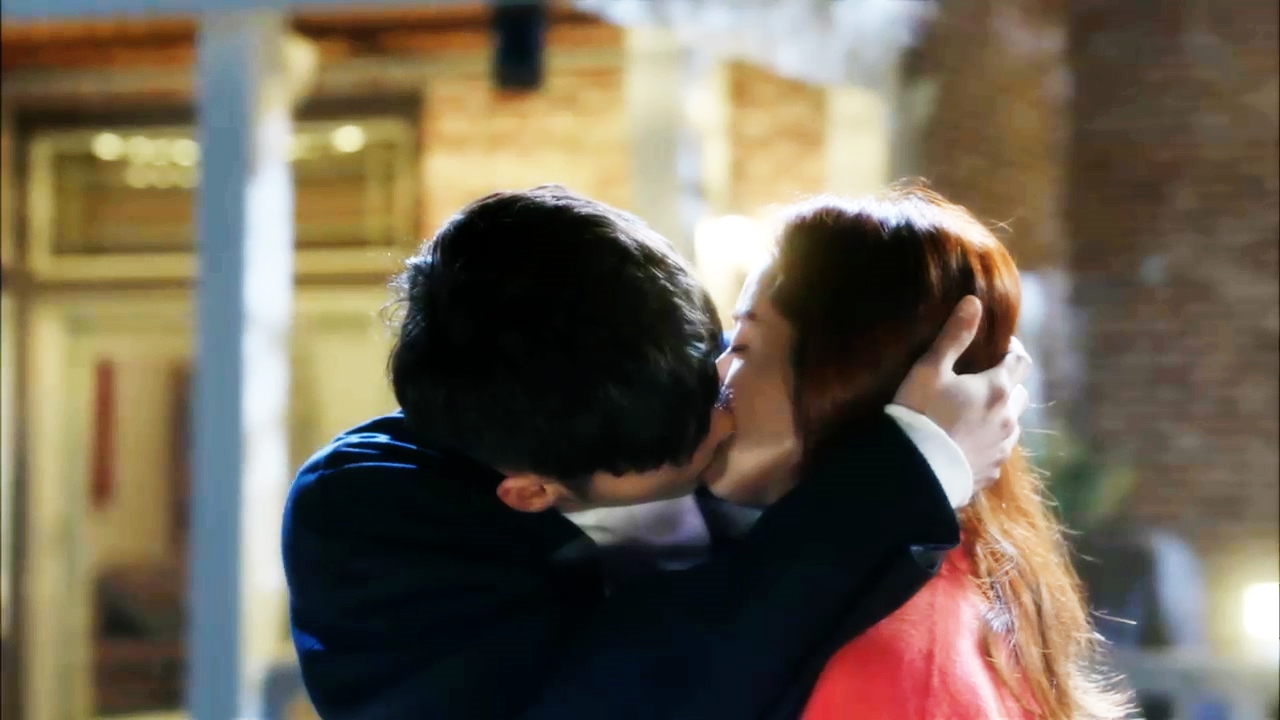 '두 인격 한마음' 현빈, 한지민에 뜨거운 키스...그녀의 선택은? 썸네일