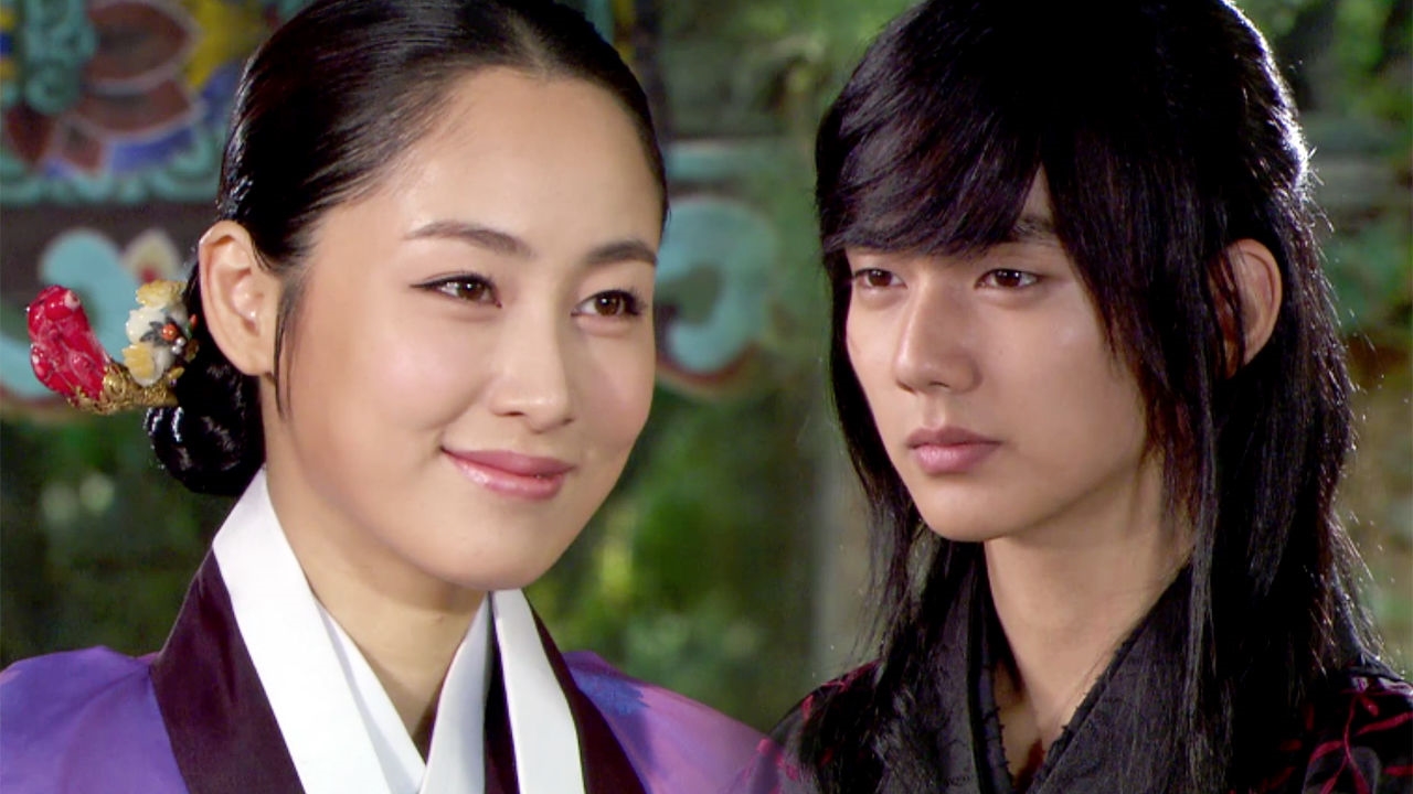 악녀 금단비, 시크한 유승호에 홀릭  모든 걸 다 줄게  썸네일