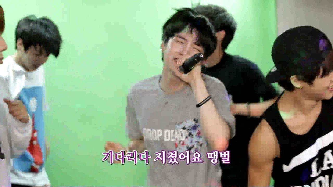 [6회] 방탄 슈가의 노래방 애창곡은? 난 이제 지쳤어요 땡벌! 썸네일