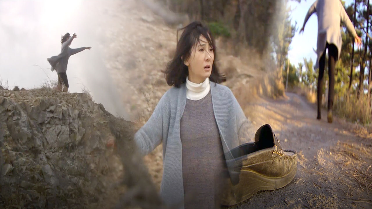 채시라, “엄마가 미안해” 바닷속으로 풍덩 썸네일