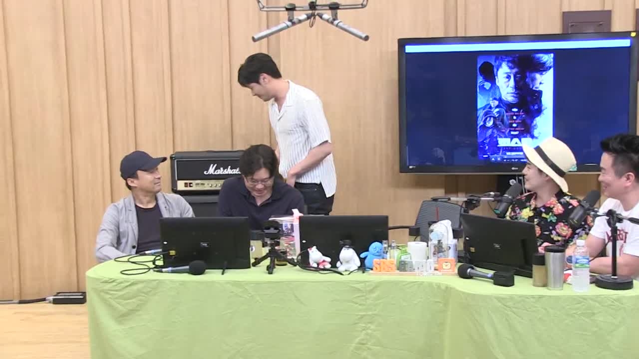 영화 <비스트> 최다니엘, 스웨그 넘치는 워킹 썸네일