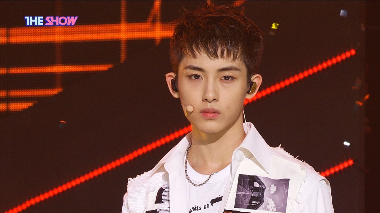 [Comeback] 강렬한 퍼포먼스, WayV '超?空 回 (Turn Back Time)' 썸네일