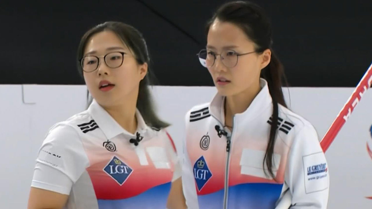 어려운 상황에서 1점을 만들어내는 김은정의 샷 [미국 vs 대한민국] 썸네일