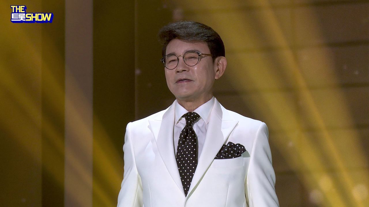 [직캠] 설운도 - 보라빛 엽서 | THE 트롯SHOW 220411 썸네일