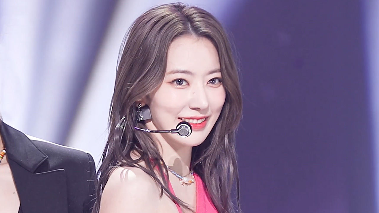 [페이스캠] 르세라핌 사쿠라 'FEARLESS' (LE SSERAFIM SAKURA FaceCam) 썸네일