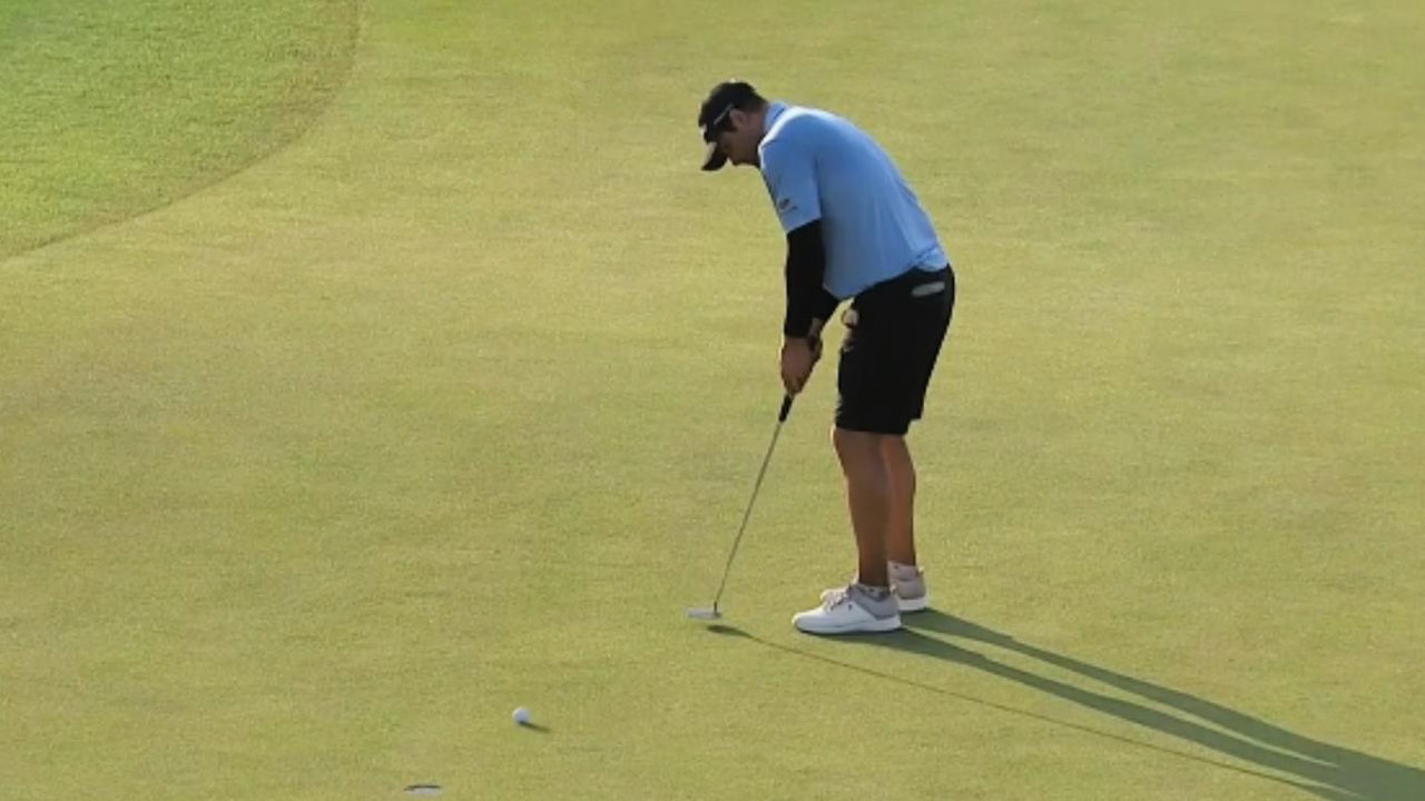 '이글 퍼트' 단숨에 선두로 올라서는 피터 율라인! [리브 골프 제다 2R] 썸네일