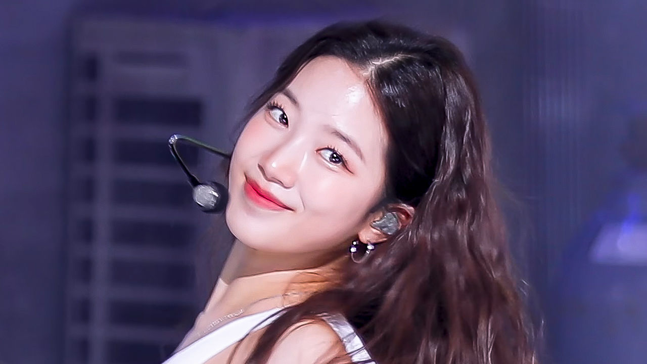 [페이스캠] 르세라핌 카즈하 'ANTIFRAGILE' (LE SSERAFIM KAZUHA FaceCam) 썸네일