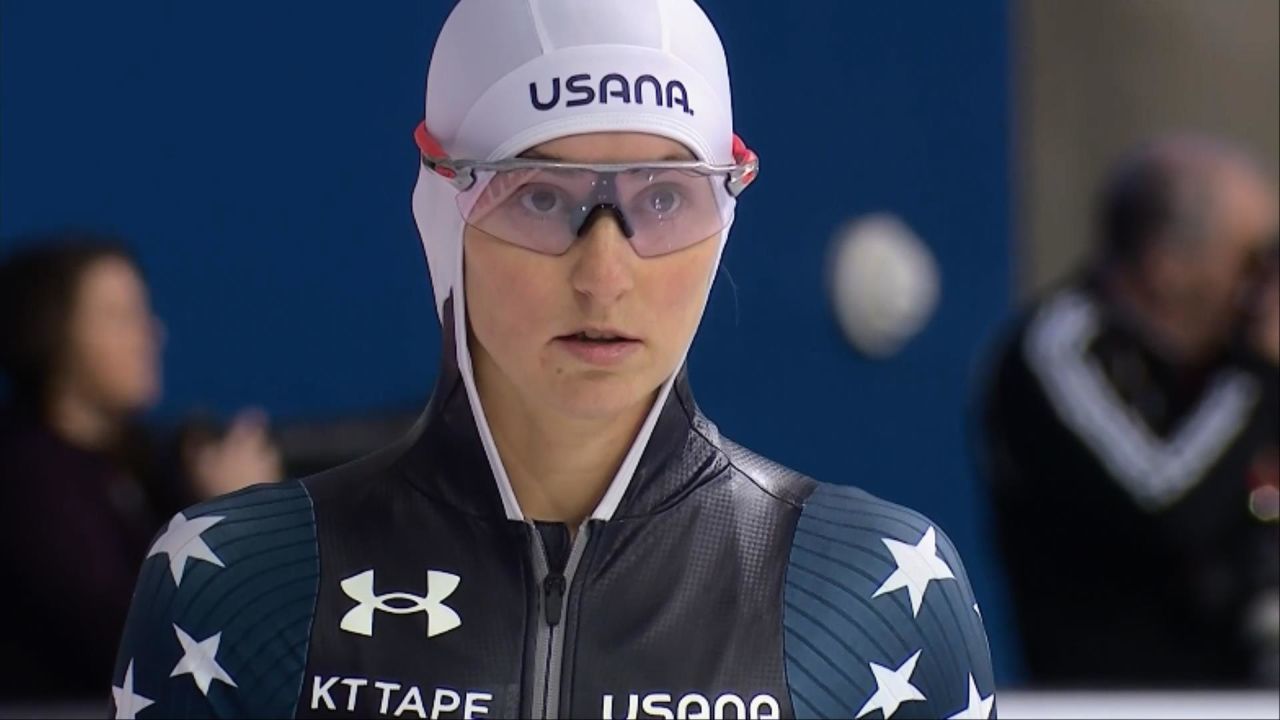 좋은 스타트에 비해 아쉬운 결과를 받은 키미 괴츠 [4차 여자 1500m] 썸네일