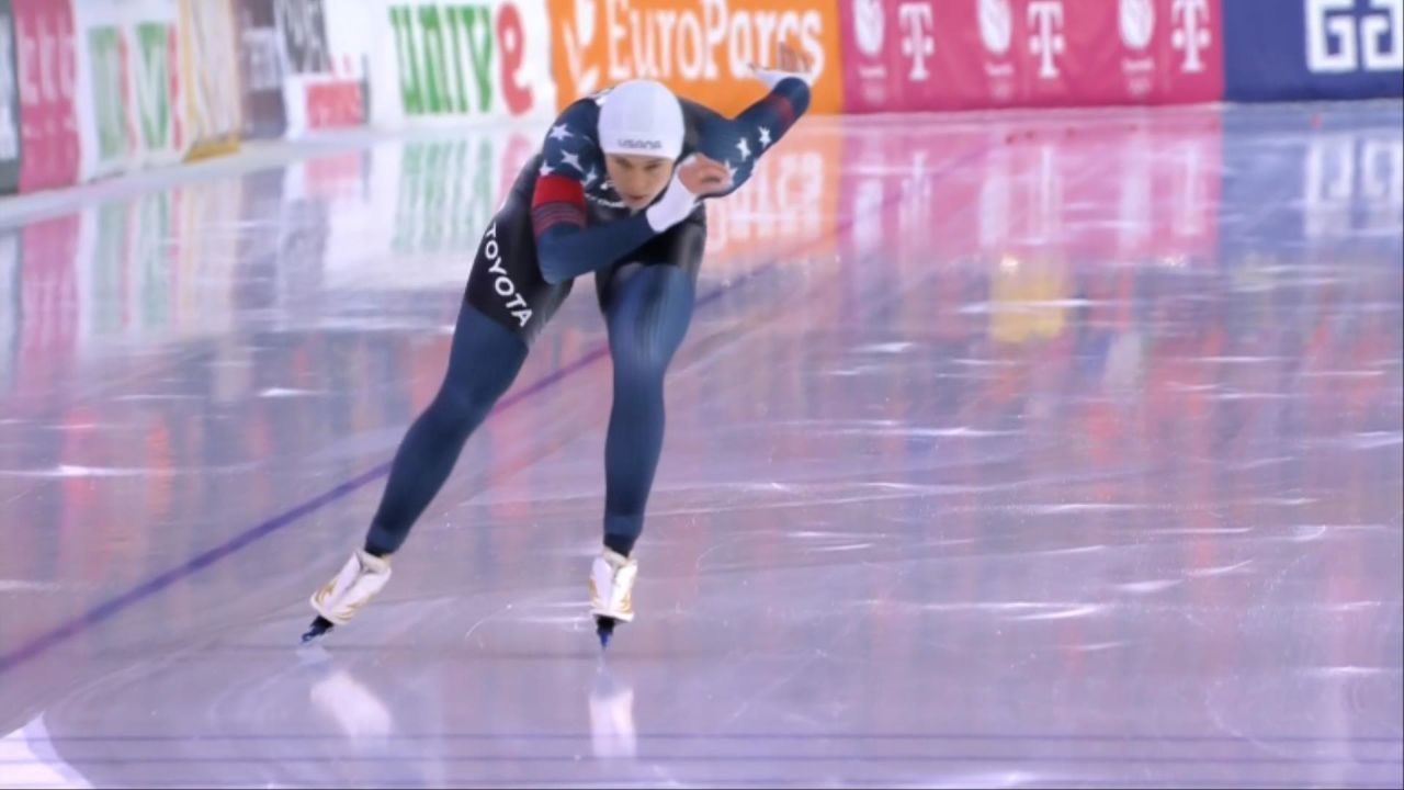 역시 남다른 스케이팅! 클래스 보여주는 브리트니 보 [세계선수권 여자 1500m] 썸네일