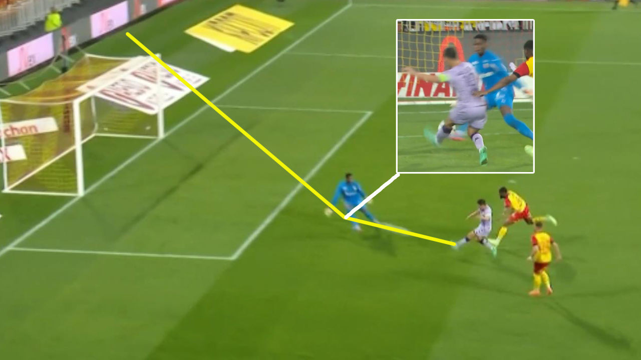 결정적인 일대일 찬스! 슈퍼세이브에 막혀버린 벤 에데르의 슈팅 [랑스 vs 모나코] 썸네일