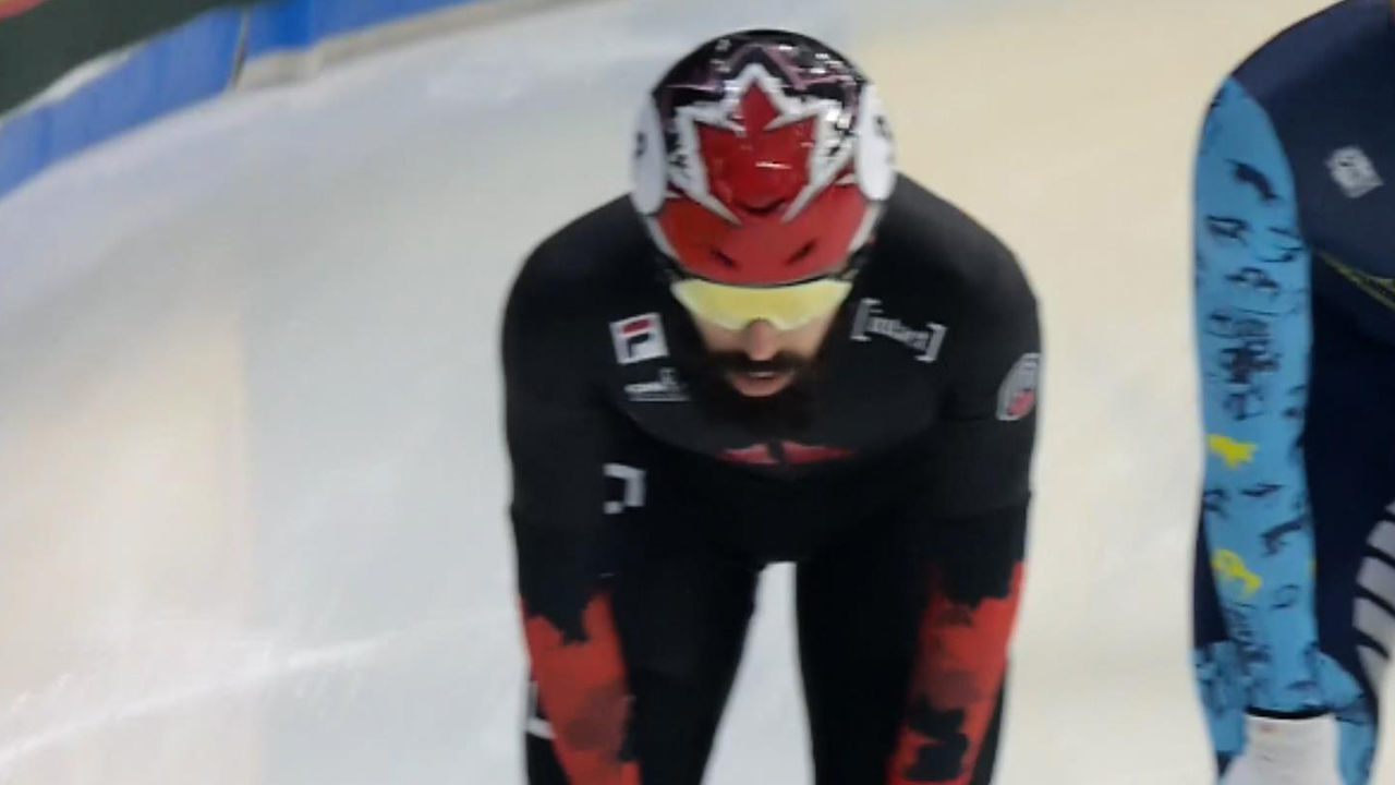 여유있게 추월, 1위로 들어오는 스티븐 뒤부아 [4차 남자 1000m 예비예선] 썸네일