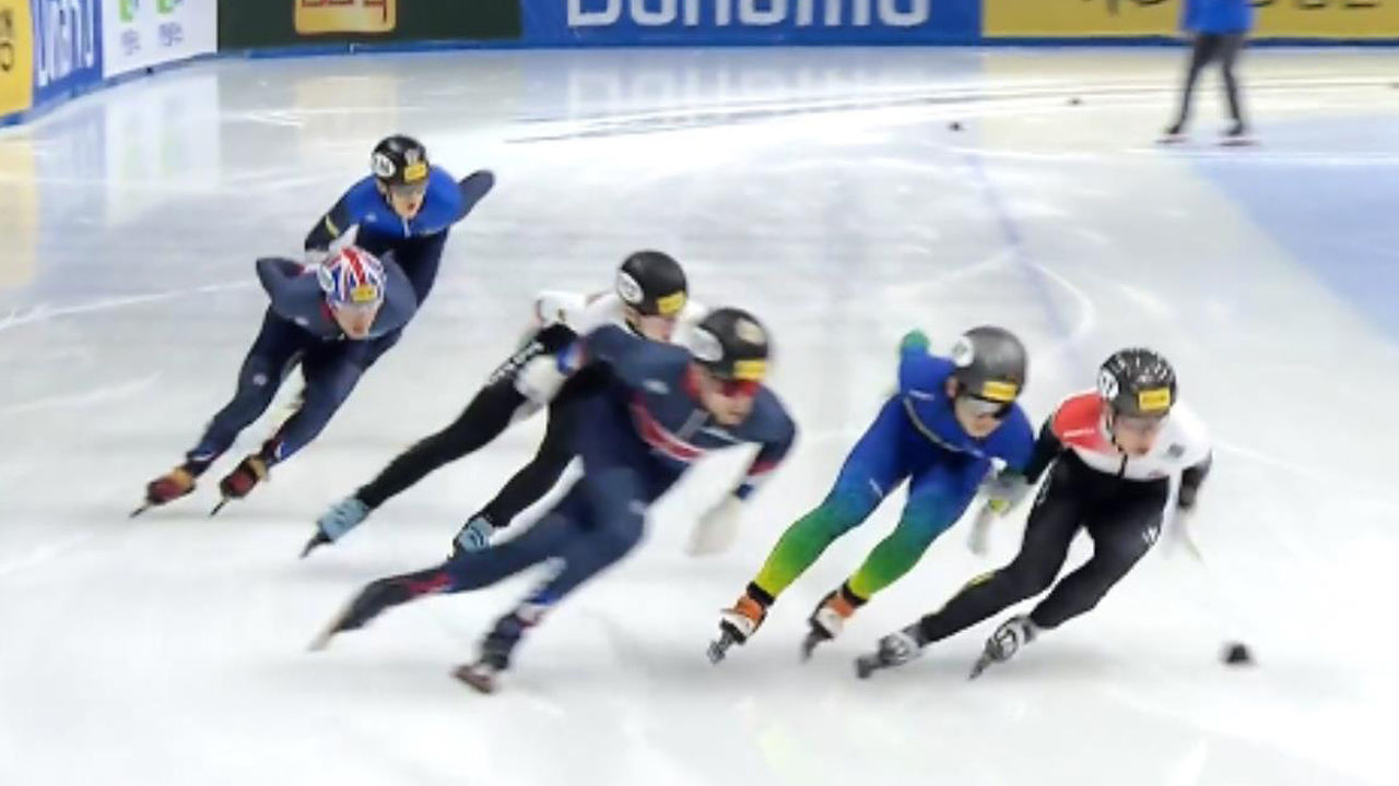 끝까지 선두 지켜보려한 루카스 헨리 쿠, 어드밴스로 구사일생 [4차 남자 1000m 패자부활 준준결승] 썸네일