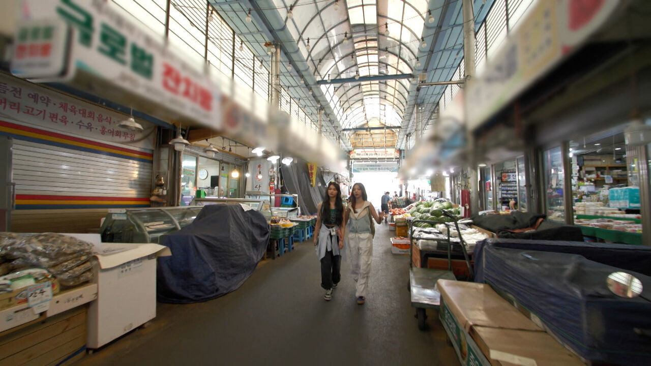 마! 이게 바로 한국의 전통 시장이다~ '충주 무학시장' | 백팩프렌즈 3회 썸네일