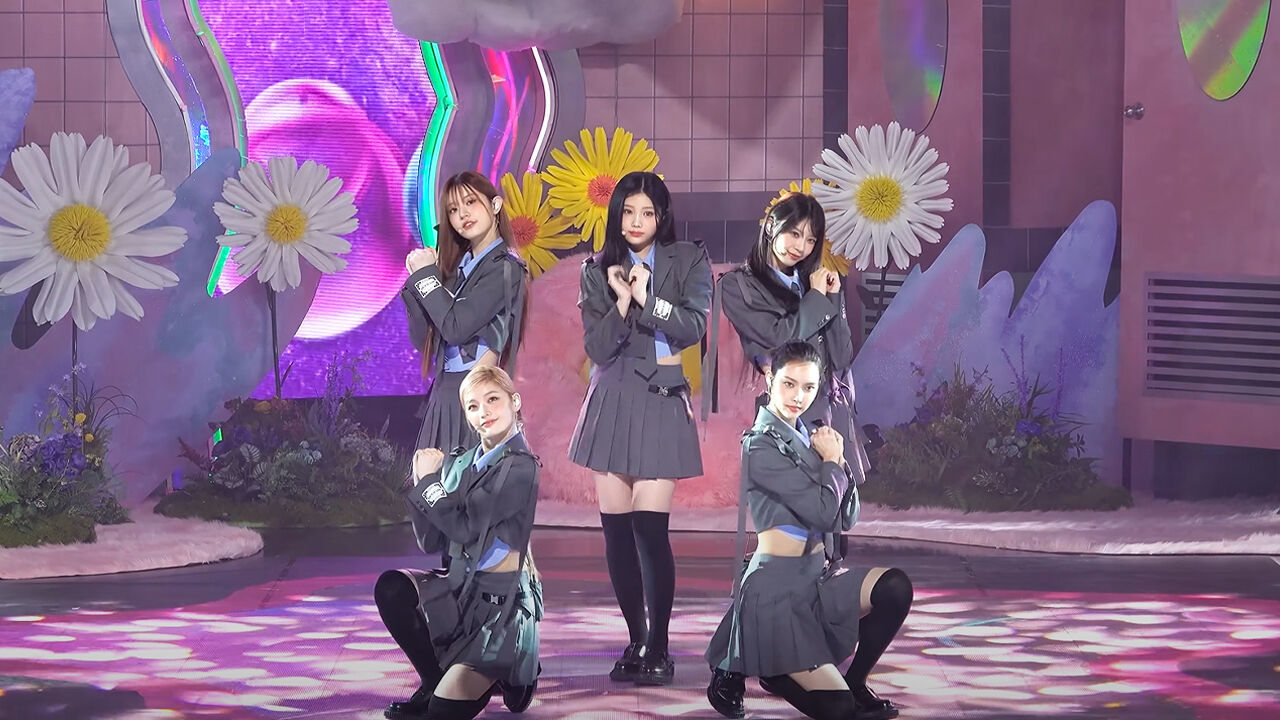 [안방1열 풀캠] 아일릿 'Cherish (My Love)' (ILLIT FullCam) 썸네일