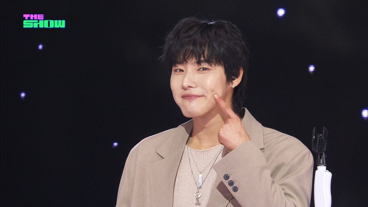 ONEWE - Sole Star (원위, 검은 별) [THE SHOW 250311] 썸네일