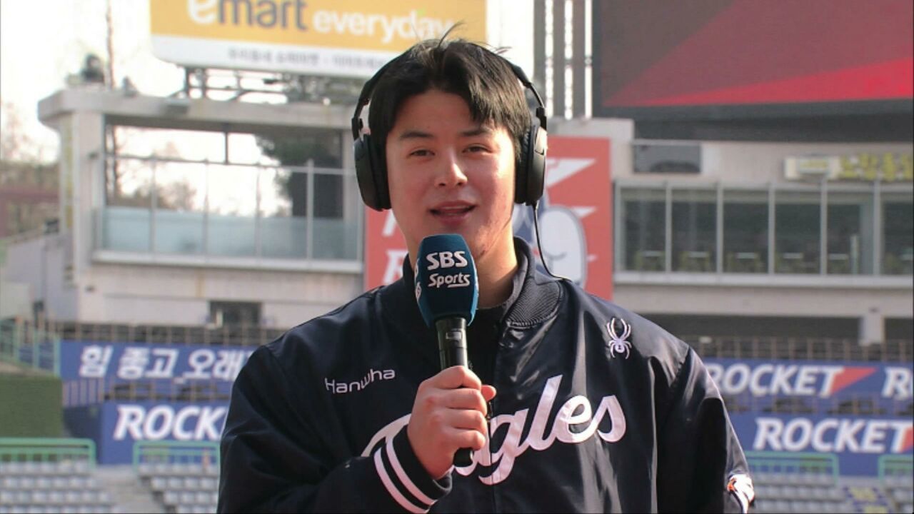 “홈런왕을 했던 그 시즌...다시 홈런왕 하고 싶어” 노시환 인터뷰 썸네일