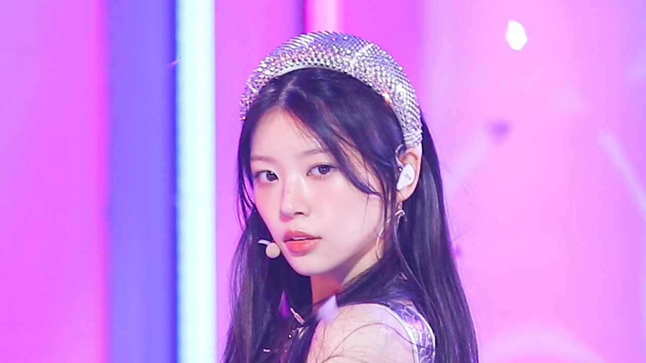 [페이스캠] 아일릿 모카 '빌려온 고양이' (ILLIT MOKA 'Do the Dance' FaceCam) 썸네일