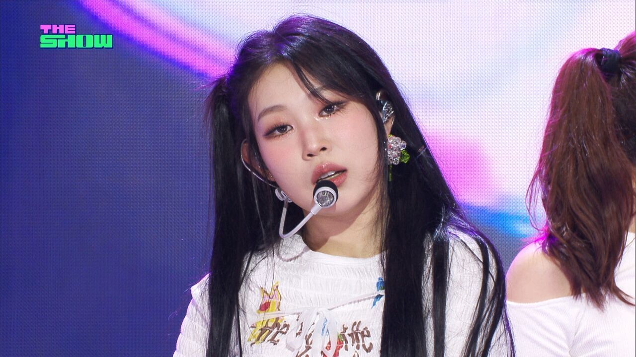 NINA(니나) - Freeze! [THE SHOW 250701] 썸네일