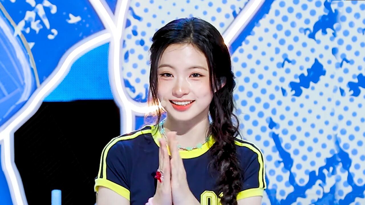 [페이스캠] 키키 키야 'DANCING ALONE' (KiiiKiii KYA FaceCam) 썸네일