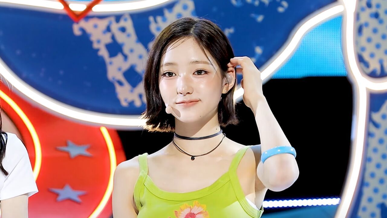 [페이스캠] 키키 지유 'DANCING ALONE' (KiiiKiii JIYU FaceCam) 썸네일