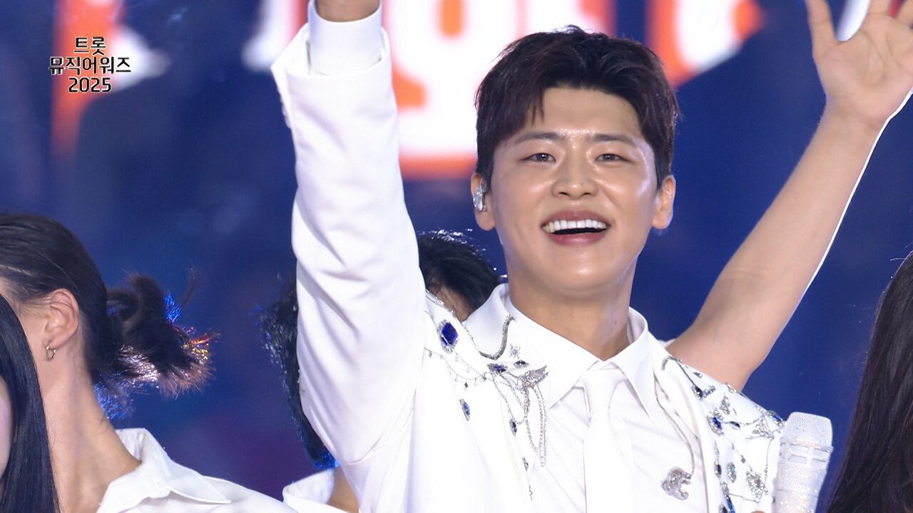 박지현, 그대가 웃으면 좋아 | 트롯뮤직어워즈 2025 2부 썸네일