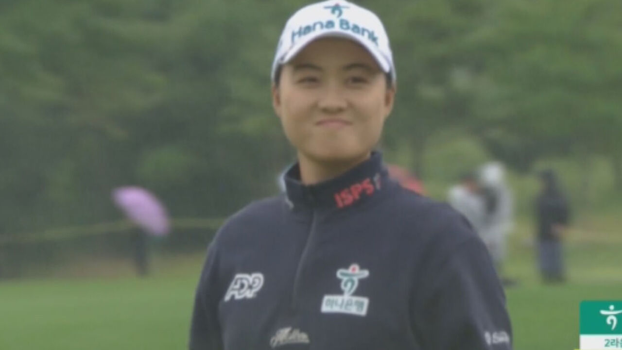 공동 선두로 경기 마무리! 좋은 흐름을 이어간 이민지 [하나금융그룹 2R] 썸네일