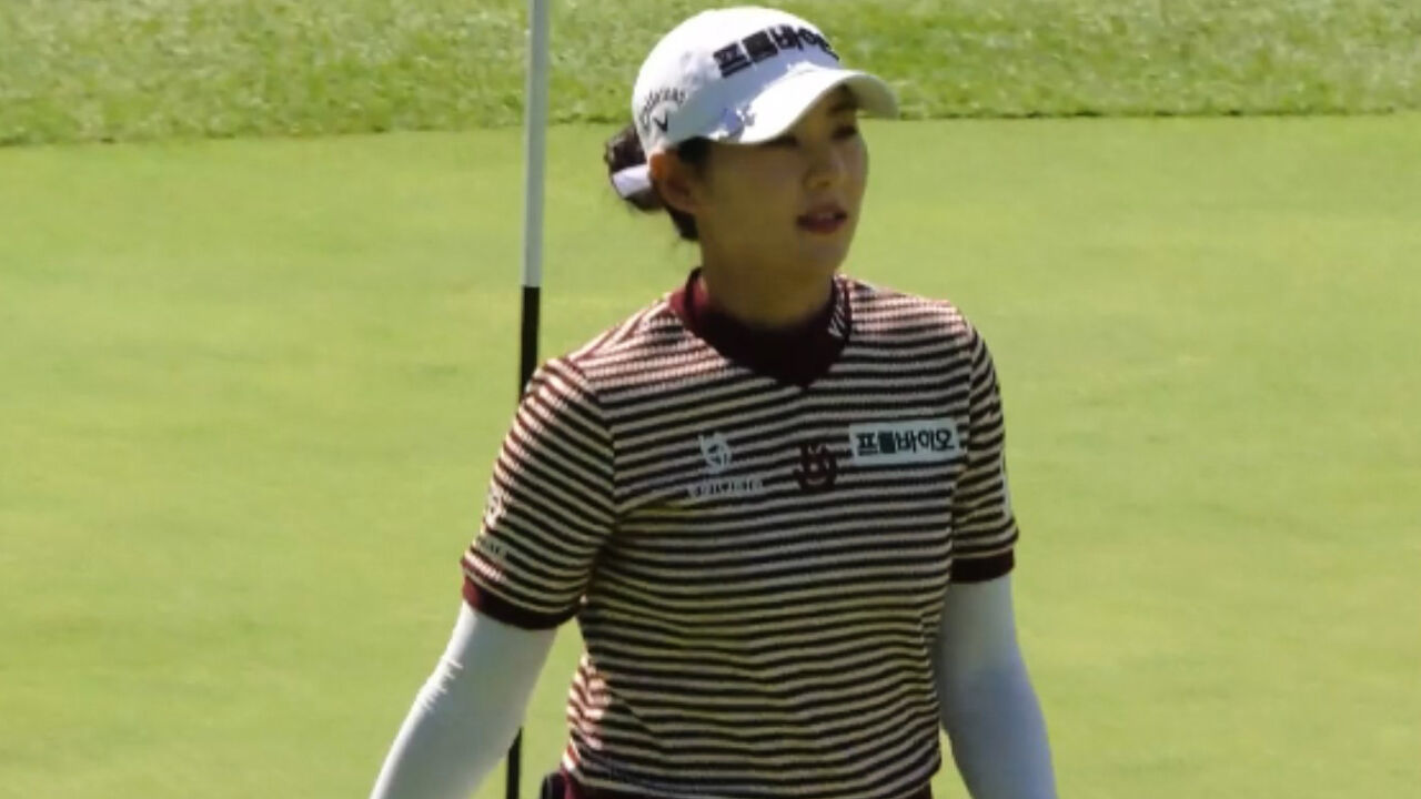 홀을 향해 빨려 들어가는 볼! 이지현3의 롱버디 [하이트진로 3R]