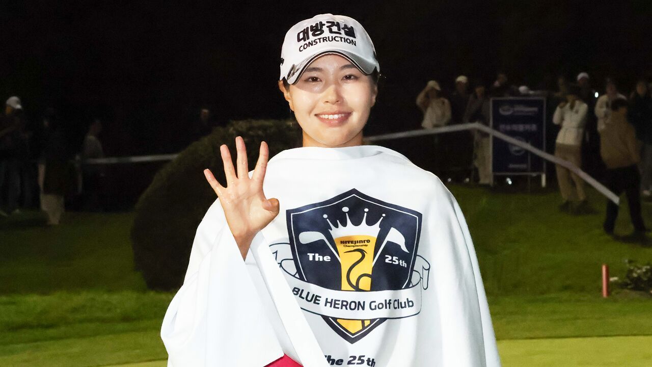 조명 아래 화려한 부활! '메이저 퀸' 성유진 핫샷 모음 [하이트진로 챔피언십] 썸네일