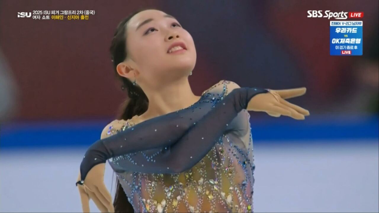 클린 연기! 스텝과 점프 모두 훌륭했던 마츠이케 리노 [그랑프리 2차 여자 쇼트]