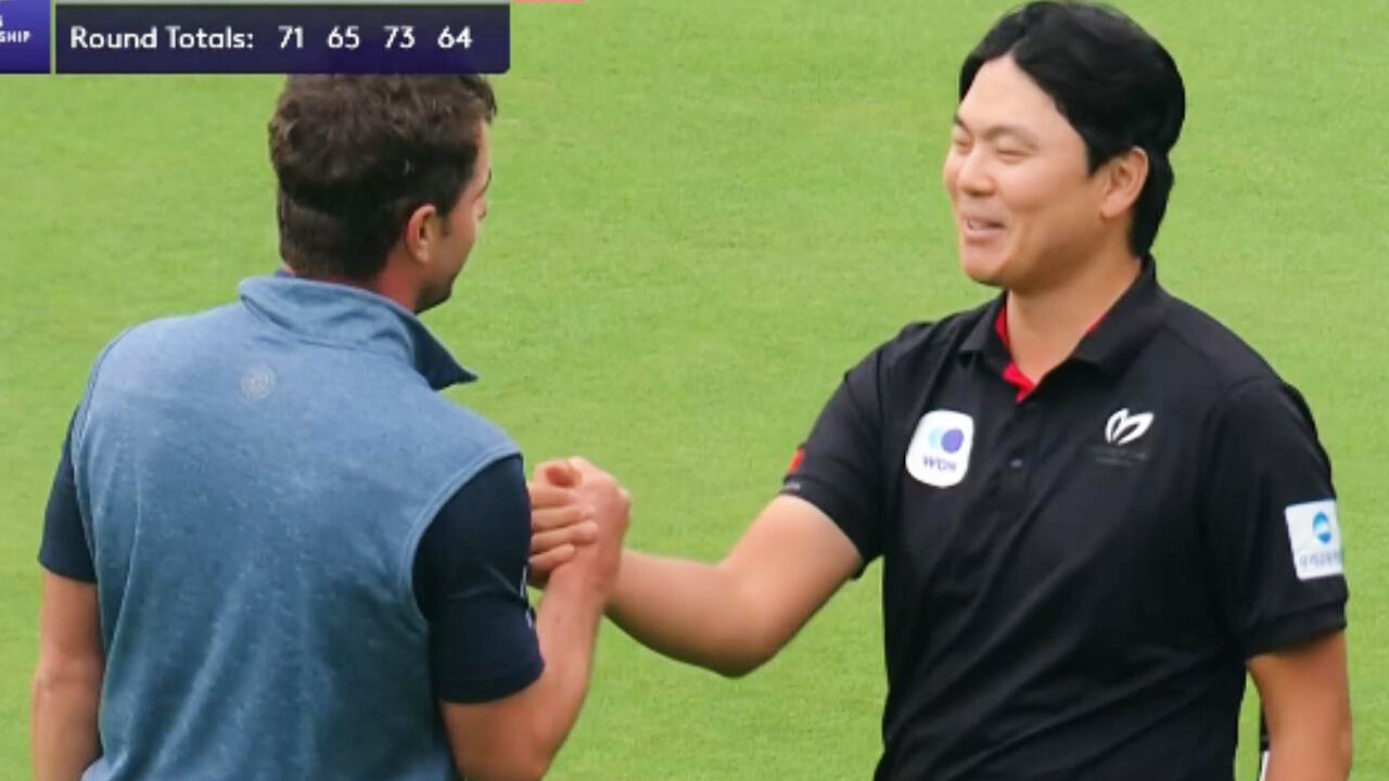 '4일동안 7타를 줄인 유일한 선수' 단독 선두로 경기 마치는 이정환 [제네시스 FR] 썸네일