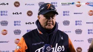 김경문 감독 “3차전 선발은 폰세...홈에서 반격하겠다” [베이스볼S]