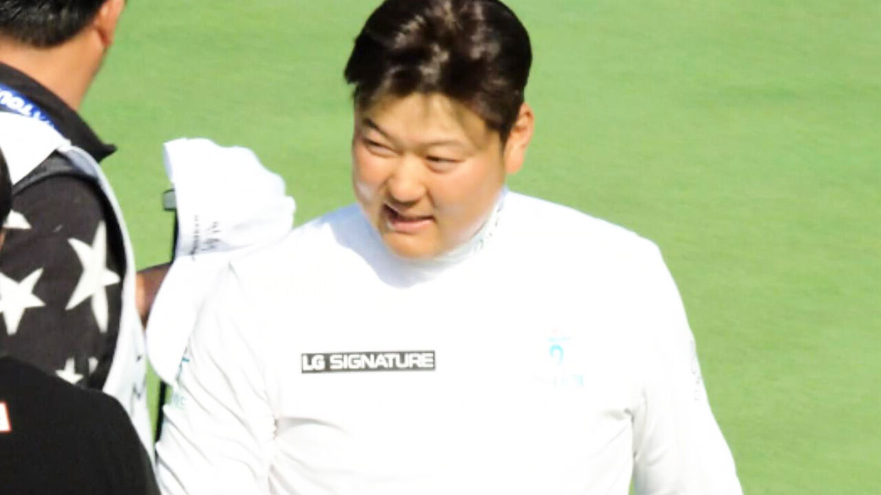 함정우, 단독 선두로 2R 마무리 [렉서스 2R] 썸네일