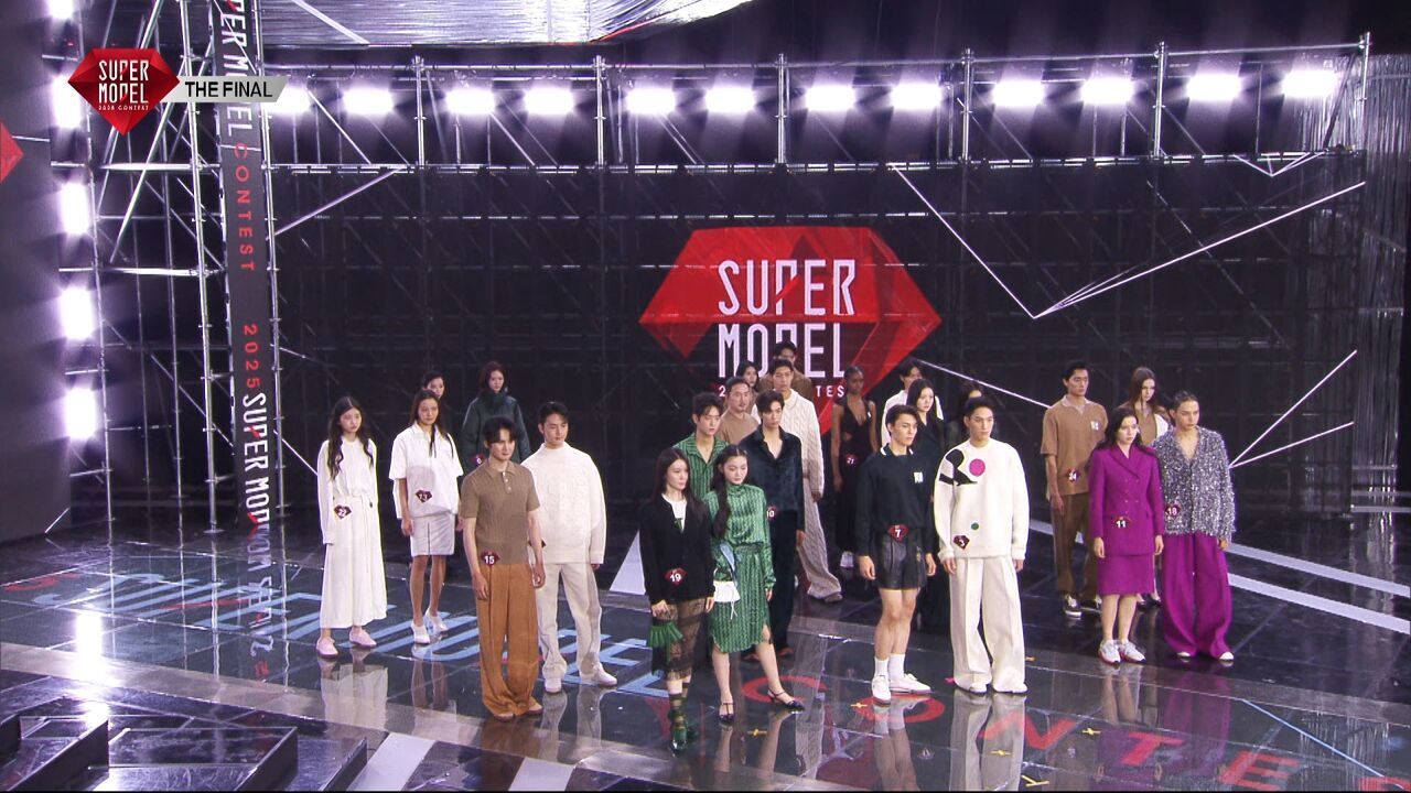 참가자 커플 런웨이 | 2025 슈퍼모델 선발대회 썸네일