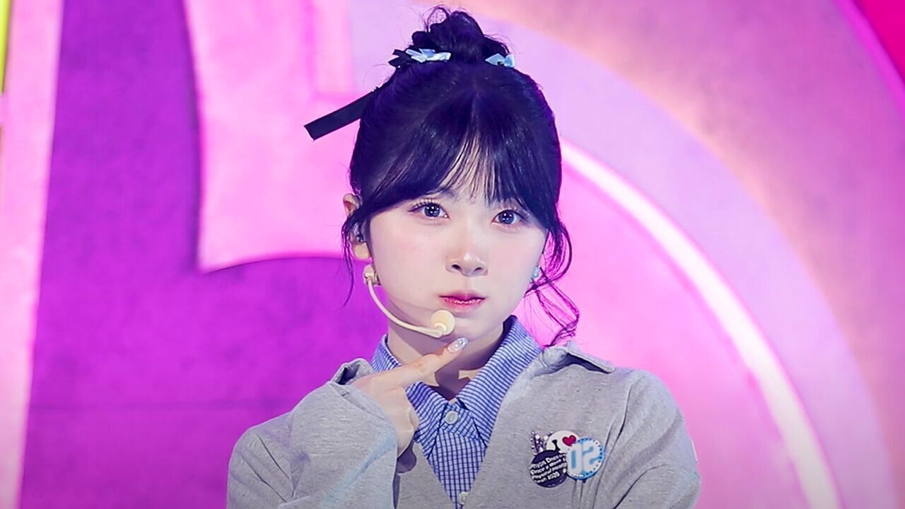 [페이스캠] 니쥬 미이히 '운명선' (NiziU MIIHI 'LOVE LINE' FaceCam) 썸네일