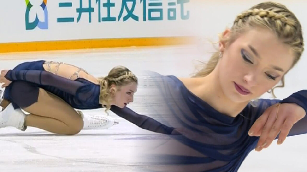 '트리플 악셀 장인' 은메달 차지한 엠버 글랜 [그랑프리 6차 여자 프리] 썸네일