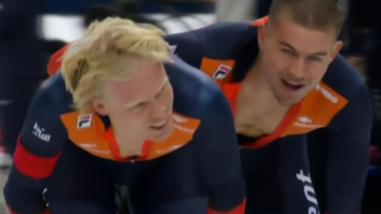 결승선 통과 후 서로를 격려하는 팀 프린스-욥 베네마스 [월드컵 2차 남자 1500m] 썸네일