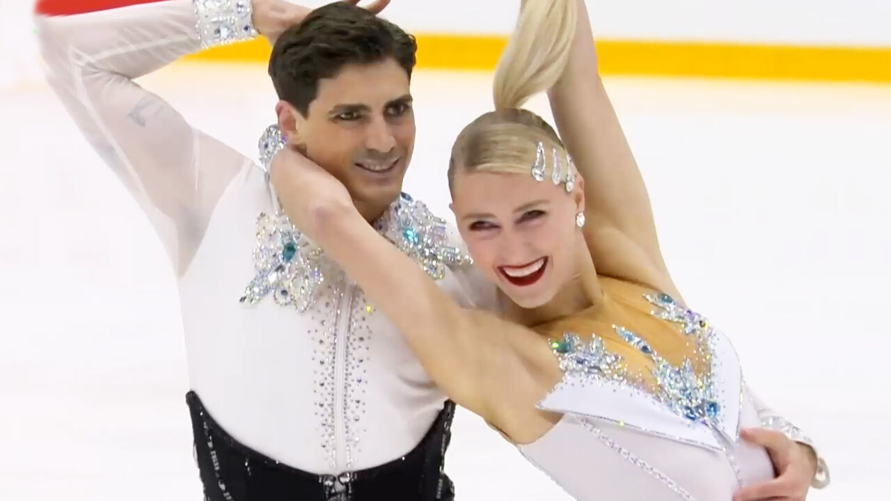 여전한 자신감, 흥 MAX! 파이퍼 길레스-폴 포아리에 연기 [그랑프리 6차 아이스댄스 리듬댄스] 썸네일