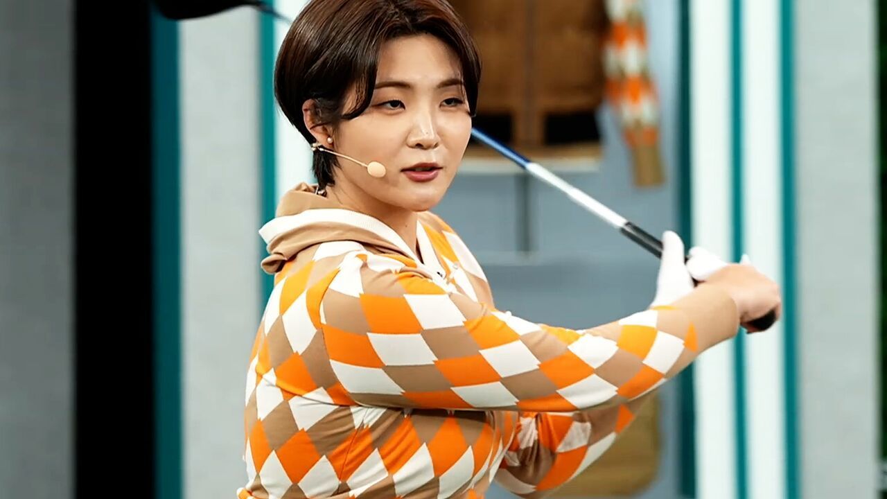 [한정은 레슨] 추운 날씨, 몸이 풀리지 않을 때 꿀팁! 백스윙이 피니시가 되는 반대 스윙하기 썸네일