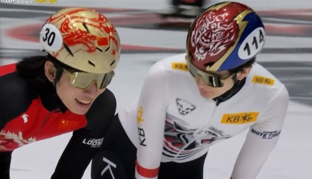 중국 귀화선수, 린샤오쥔과 같이 결승선에 들어오는 신동민 [월드투어 4차 남자 1000m 준준결승] 썸네일