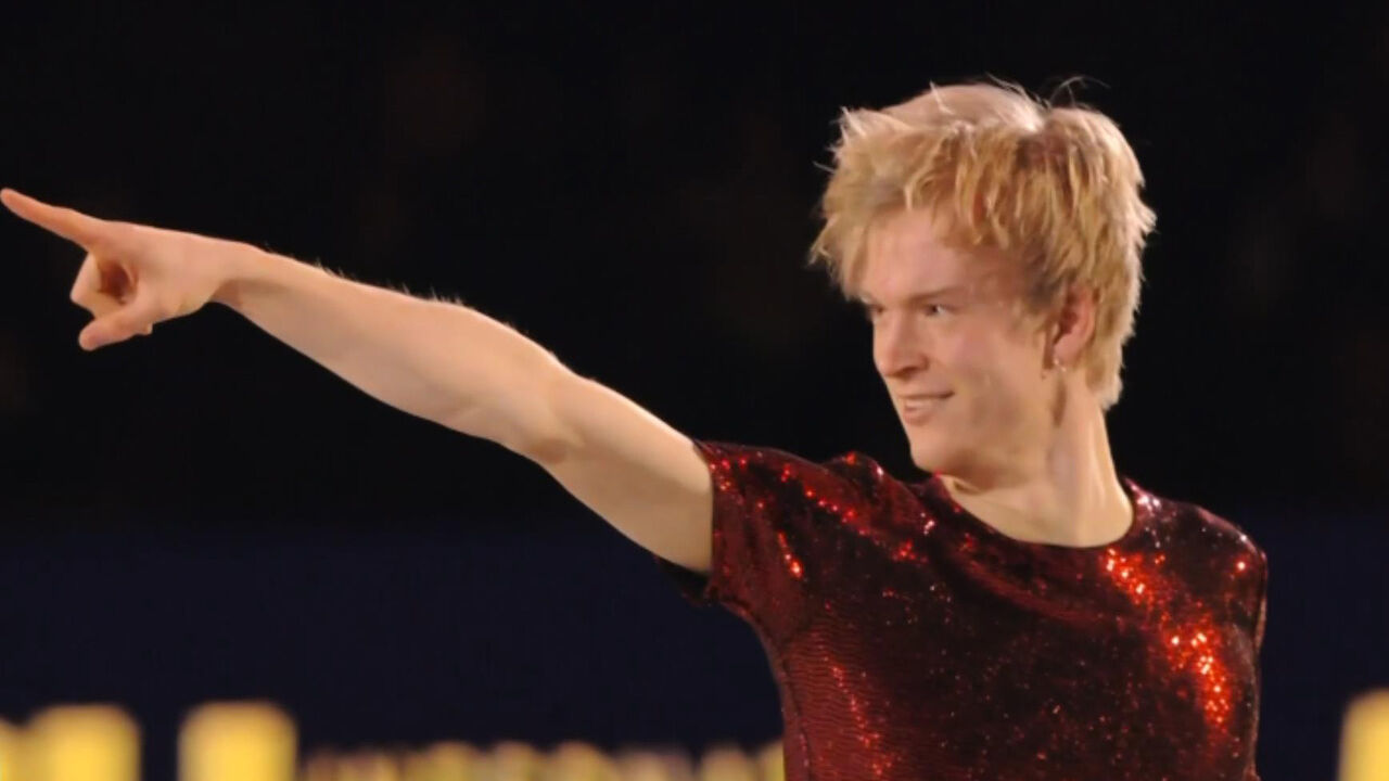 화려한 쇼맨십! 분위기를 반전시키는 다니엘 그라슬 [그랑프리 파이널 갈라쇼] 썸네일