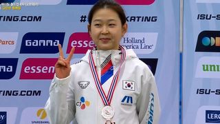 수줍은 브이, 김민선 동메달 시상식 [월드컵 4차 여자 500m(2)]