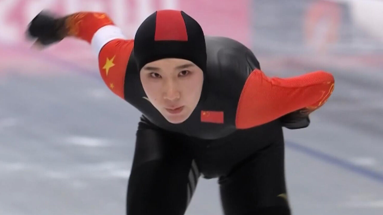 결승선 근처! 먼저 앞서는 한메이 [월드컵 5차 여자 1500m] 썸네일