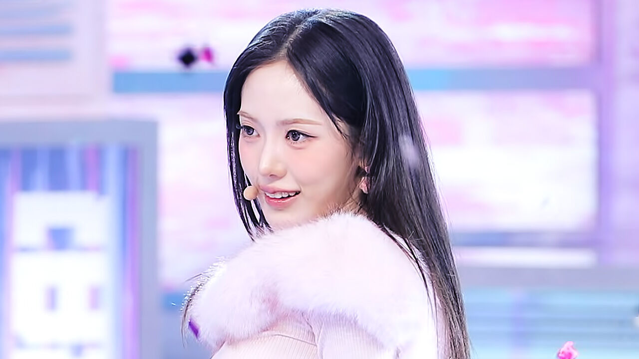 [페이스캠] 키키 수이 '404 (New Era)' (KiiiKiii SUI FaceCam) 썸네일