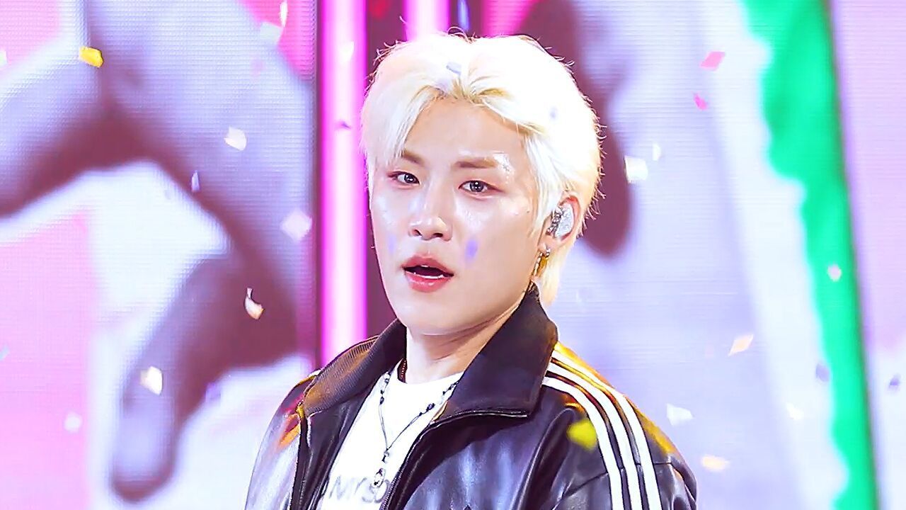 [페이스캠] 에이비식스 박우진 'BOTTOMS UP' (AB6IX PARK WOO JIN FullCam) 썸네일
